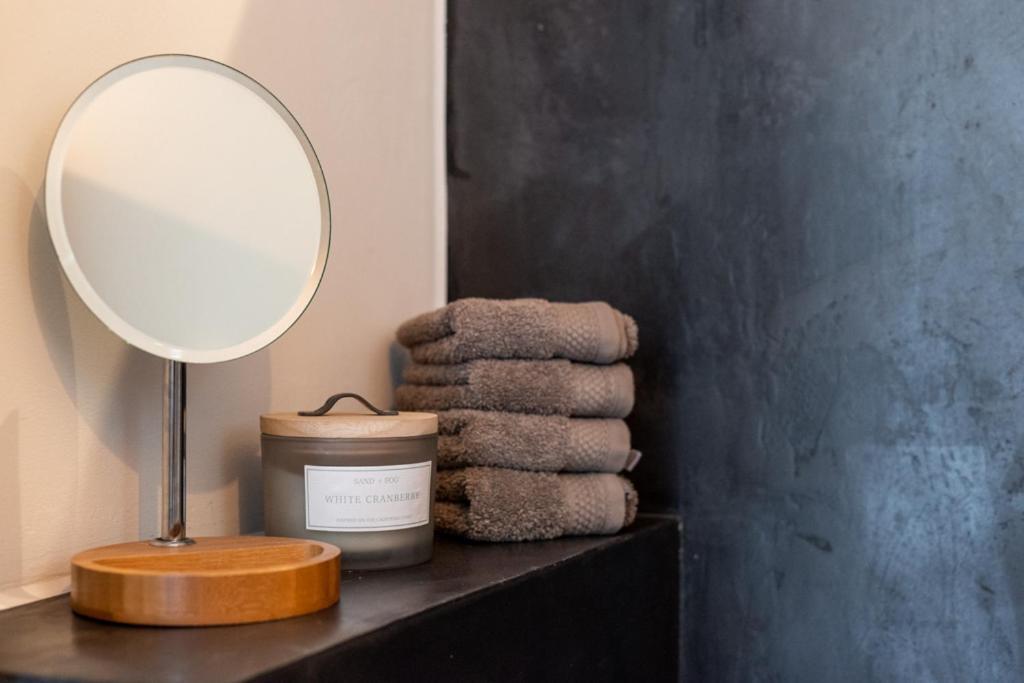 Studio In Boutique-Style - Cozy Studio In Boheme-Style Alkmaar Bagian luar foto